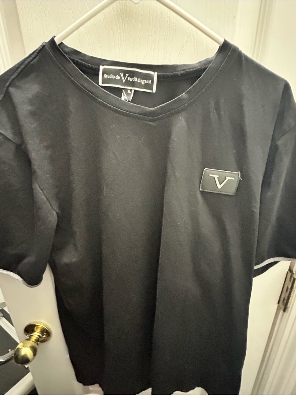 Studio De Vestiti Black Men’s V-Neck Patch Logo Tee